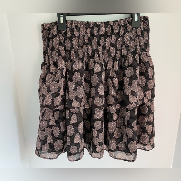 Loft Womens Kneel Length Skirt, Size M, Gray with Pink Blossoms - Picture 2 of 4